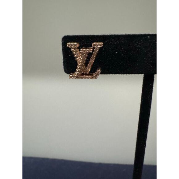 Louis Vuitton LV Initials Sparkle Stud Earrings in Gold Tone - Picture 3 of 4